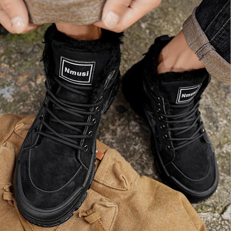 Men's Short Boots 2026 Winter New Plush Thicken Outdoor Non Slip High Top Shoes Comfortable Fashion Cross Tied Warm Cotton Shoes