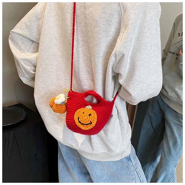 Neue 2025 Mode Cartoon Schultertaschen Weihnachten Handgemachte Garn Gehäkelte Handtasche Kreative Weihnachtsmann Schneemann Kürbis Form Handy Umhängetasche