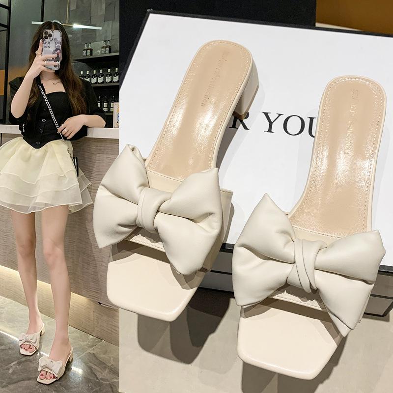 High Heels Outer Wear 2025 Summer New Korean Version Fashion Versatile Thick Heel One-word Drag Temperament French Small Heels Medium Heel