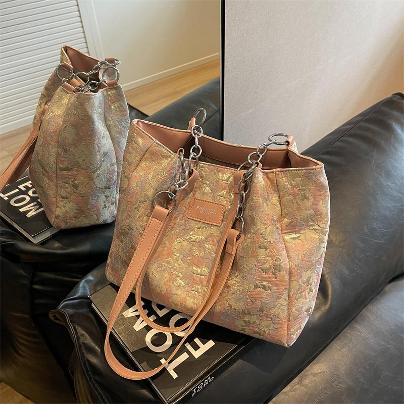 Vintage Tote Bag New Trendy Fashion Student Party Class Versatile Portable Shoulder Large Capacity Bag