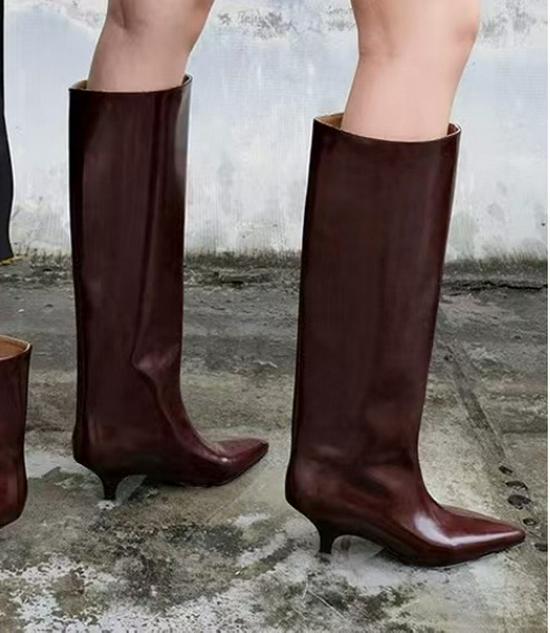 2025 Autumn/Winter French Retro Pointed Toe Kitten Heel Ankle Boots for Women