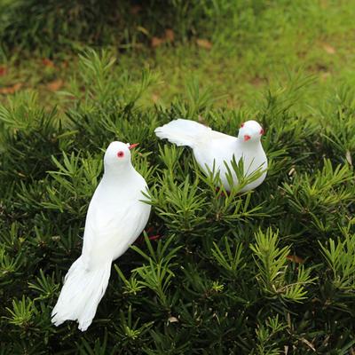 Weiße Lebensechte Künstliche Vogelfigur Realistische Gefiederte Fake Friedensvögel Ornamente für Weihnachtsbaum Hochzeit Dekoration