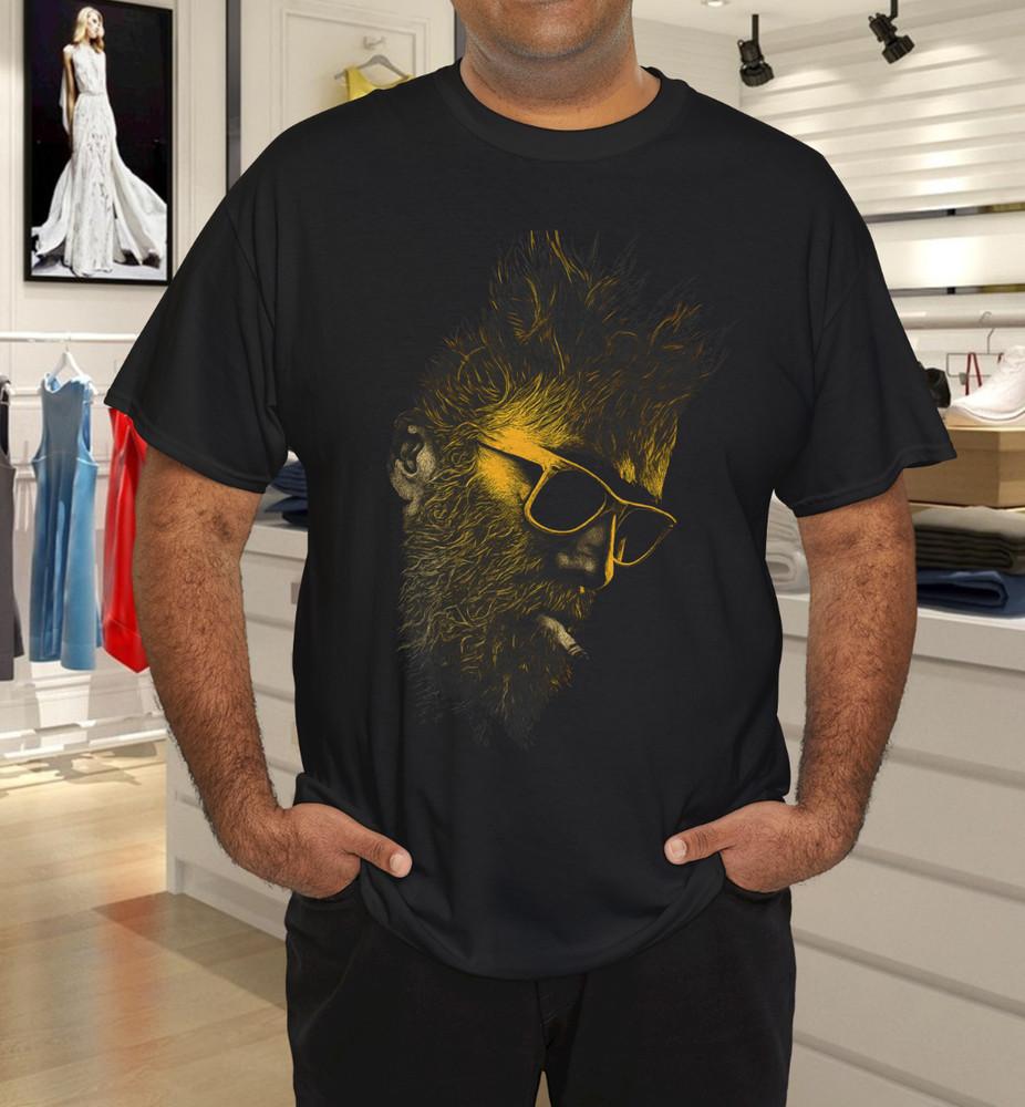 

Bearded Man with Sunglasses Artistic Graphic T-Shirt L