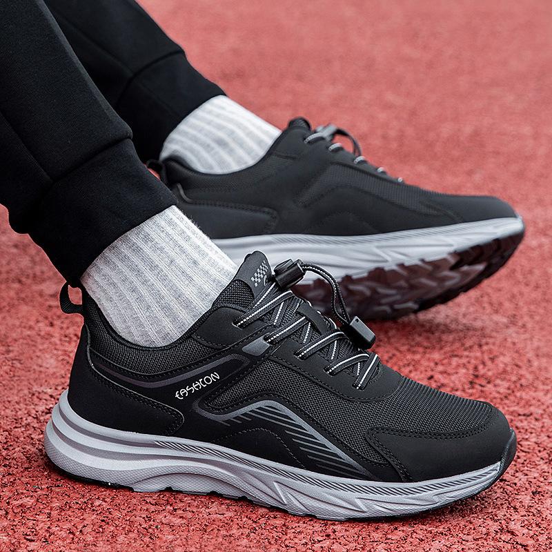 Genuine foot spring and autumn models, Chinese non-slip soft sole, light leisure sports walking shoes, mother shoes