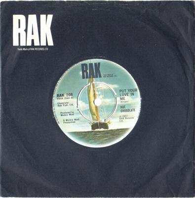 7inch Record HOT CHOCOLATE - Put Your Love In Me RAK266 RAK 1977 UK Rock Used