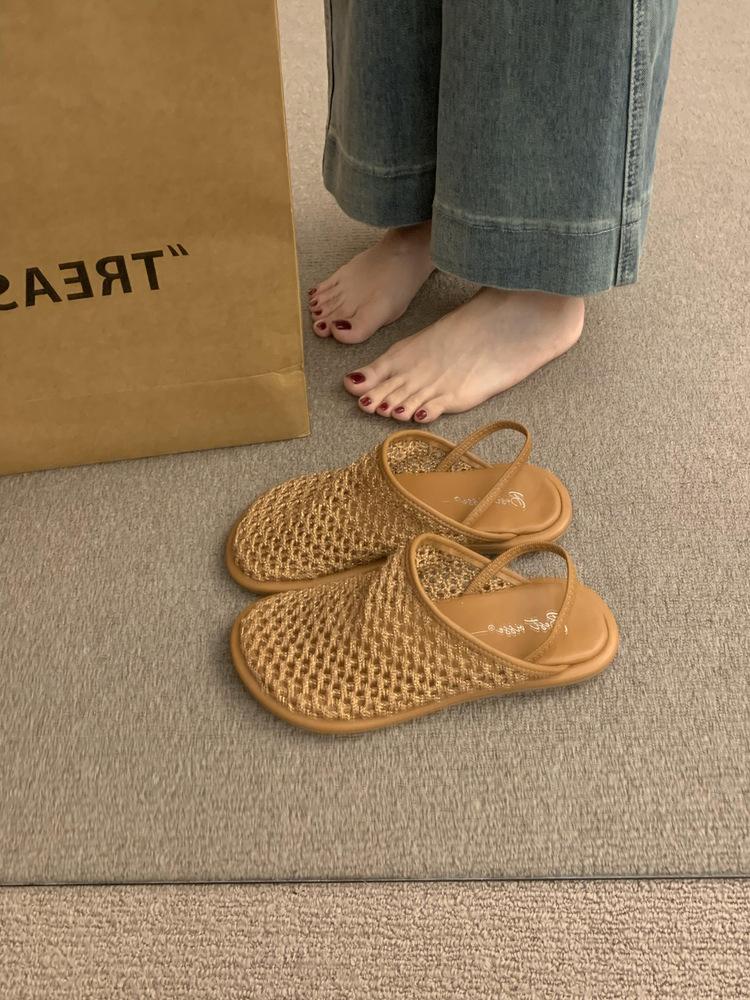 Round Head Flat Bottom Woven Breathable Slippers Women's Summer Wear 2025 New Soft Flat Bottom Bag Head Half Drag Sandals Women's Shoes