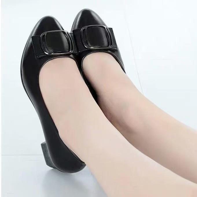 Scarpe in Pelle da Donna Autunno 2025 con Suola Morbida per il Comfort - Tacco Basso Nero