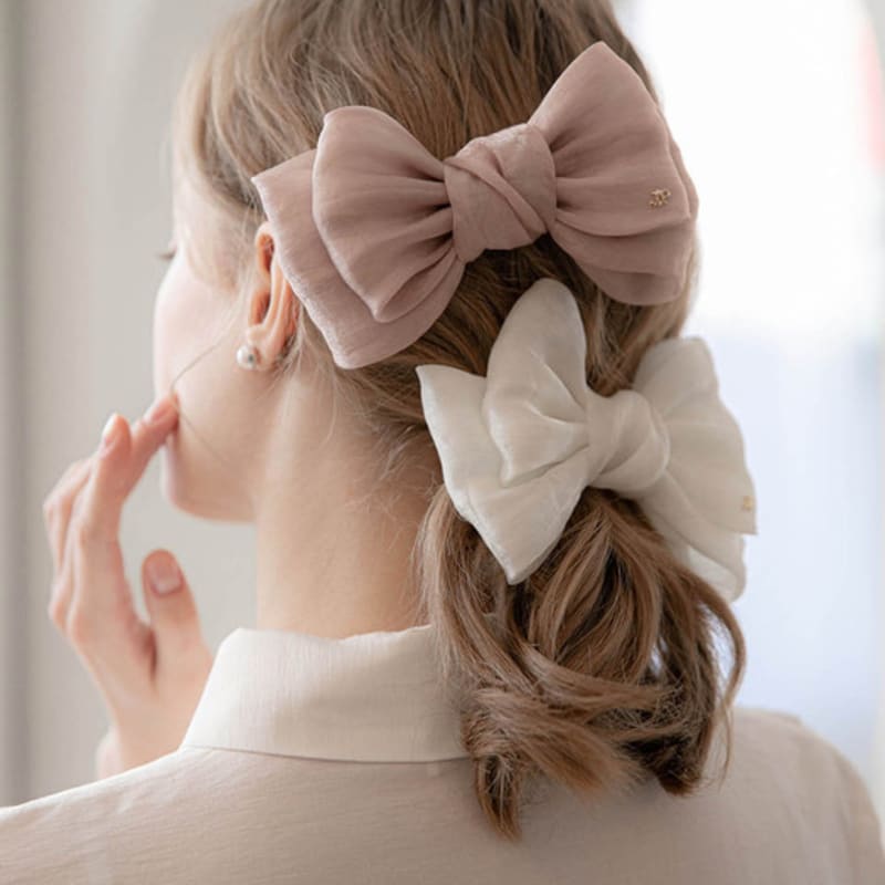 

Jean Paul Clarisse Colored Organza Ribbon Pin JP-22-039AB IVORY