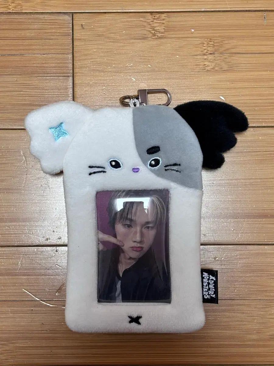 

XDINARY HEROES Ecdys Constant Ecmons Nyandu Pokaholder Used