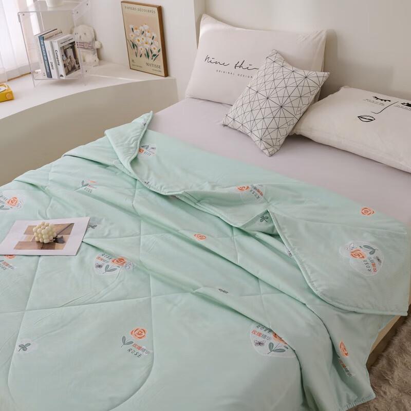 Hongdou Rose Essential Oil Summer Fiber Quilt