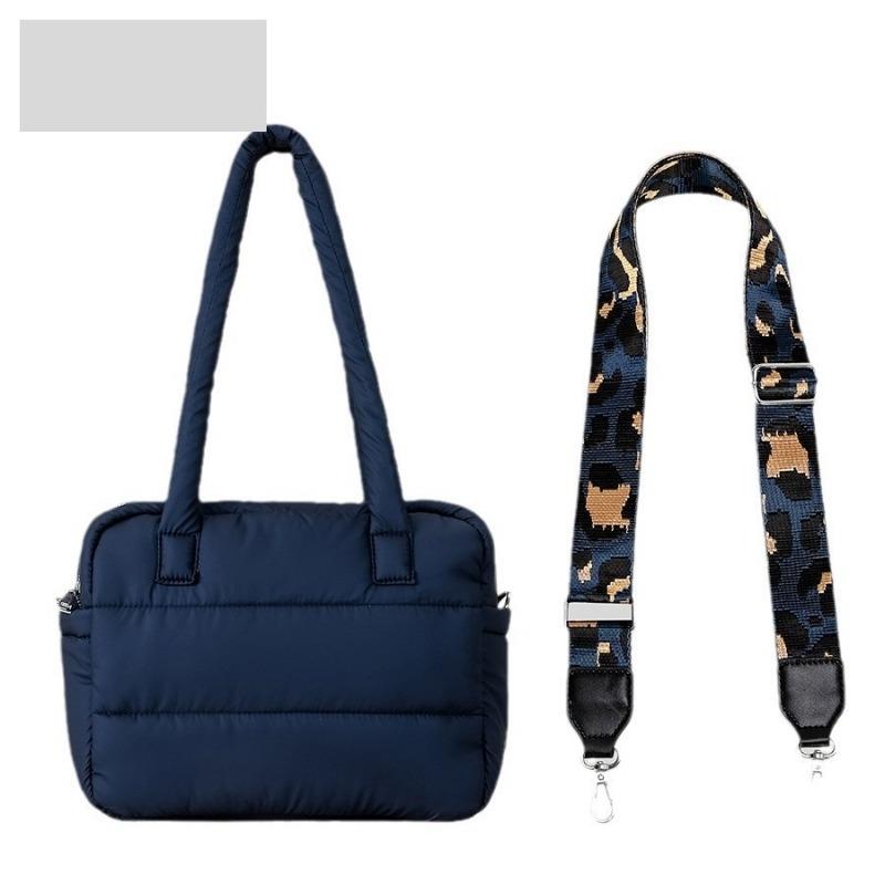 Outdoor Portable Quilted Quilted Tote Bag Wide Shoulder Strap Single Shoulder Crossbody Bag Large Capacity Travel Bag