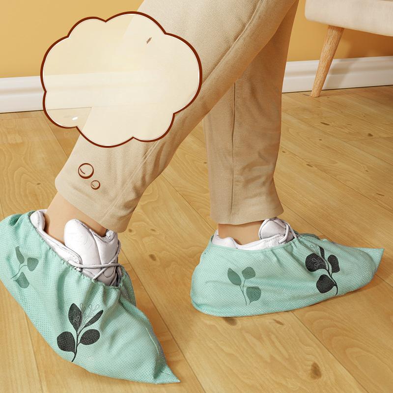 50pcs/pack Mixed Colors Disposable Shoe Cover Indoor Household Printed Cartoon Wear-resistant Non-woven Fabric Dustproof and Anti Slip Foot Cover