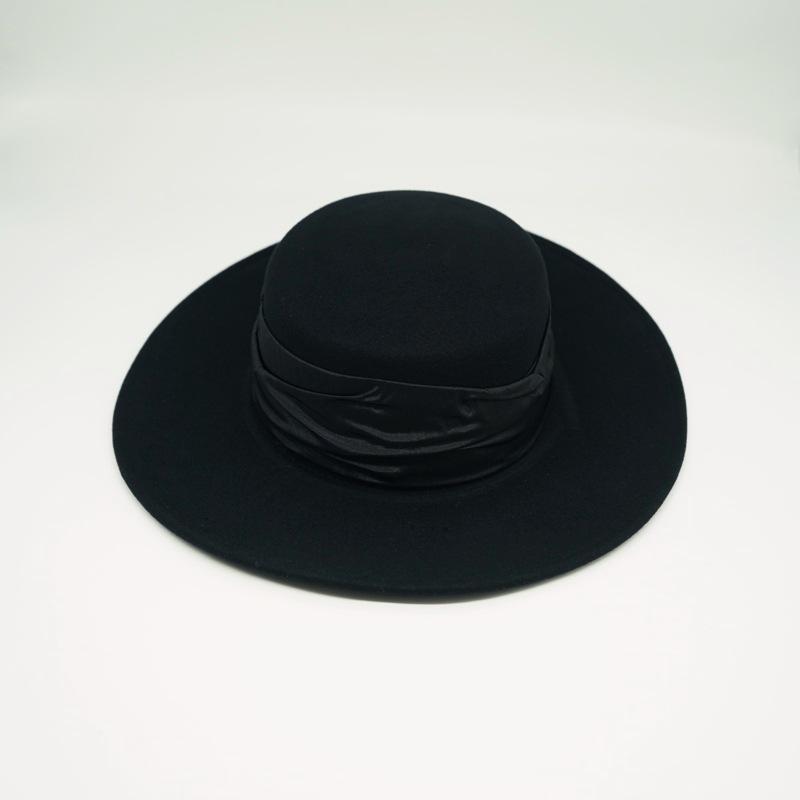 French Elegant Retro Black Woolen Flat Top Top Hat Women'S Autumn And Winter British Retro Versatile Wide Brim Felt Foreign Trade