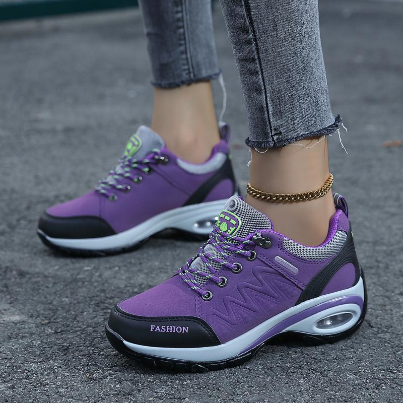 Fashion Outdoor Hiking Shoes For Women Thick Sole Height-Enhancing Shaking Shoes For Non-Slip Soft Sole Mother Shoes Casual Travel