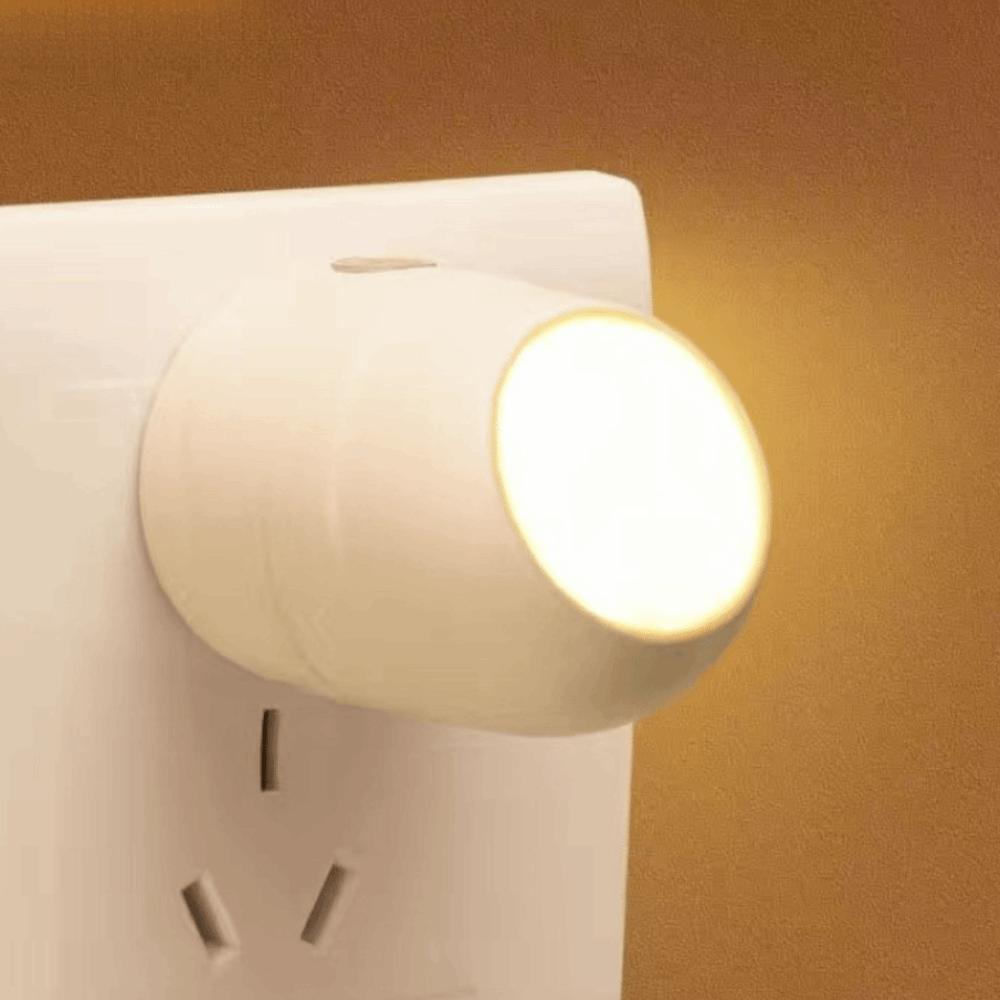 

Plug-in LED Night Light Sensor Activated Mini Bedside Lamp Auto on/Off Sensor Night Light Bedroom Warm Light