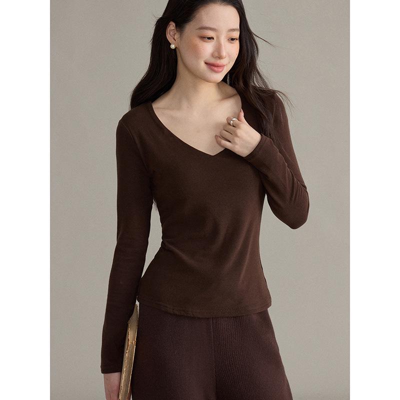 

Little Waist Deep V-neck Long Sleeve Top for Women with Built-in Bra Pads - Winter T-shirt J0103D One Size (85-120)