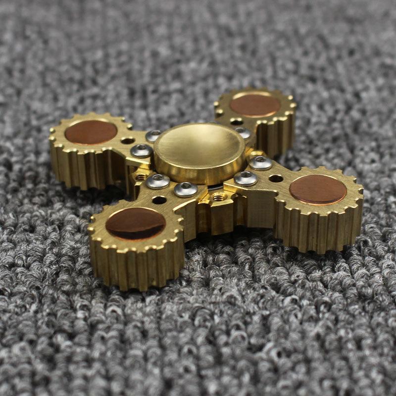 SCIONE Prstový gyroskop Čtyřstupňové ozubené soukolí Turbína Čistá měď Prstový gyroskop Ozubené kolo Parní turbína Odnímatelný gyroskop Dekompresní artefakt