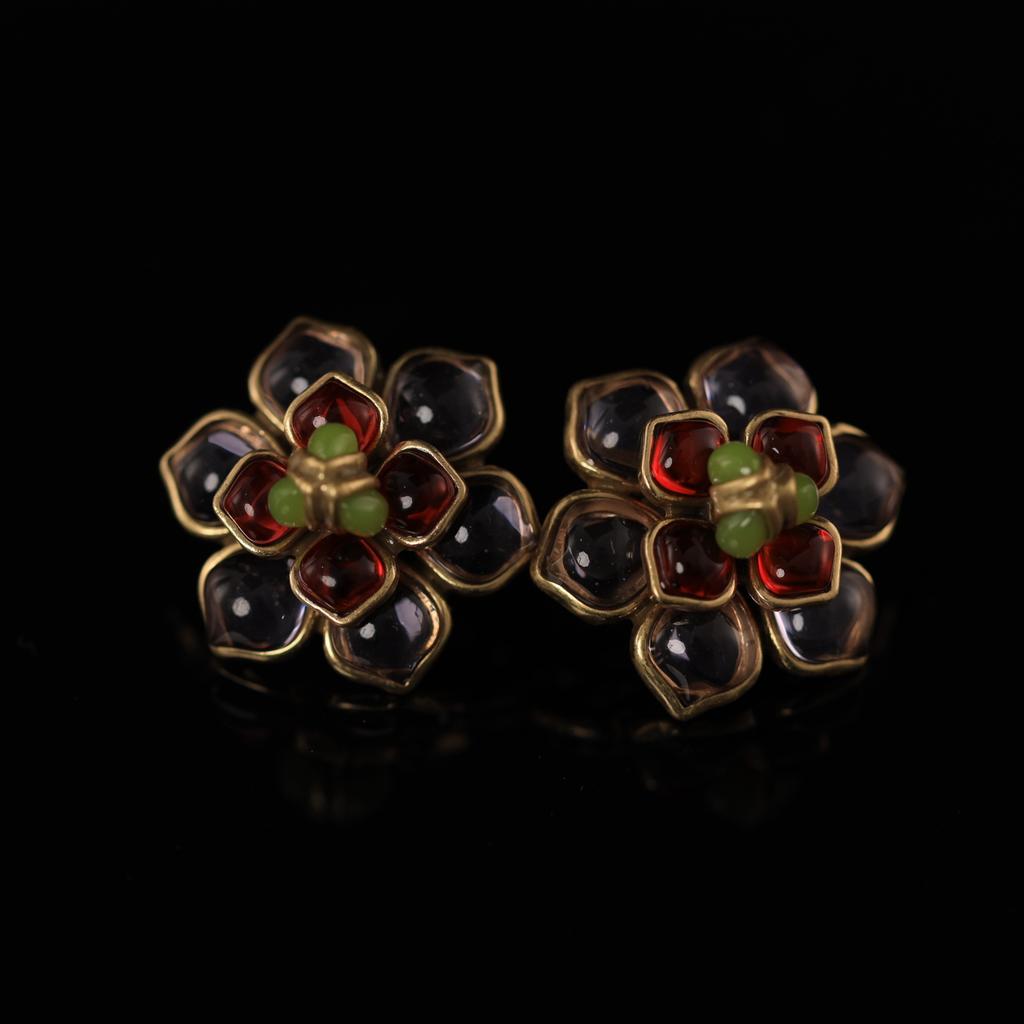 Medieval 25 Winter French Retro Suit Collection Temperament Premium Copper Alloy Stud Earrings Necklace