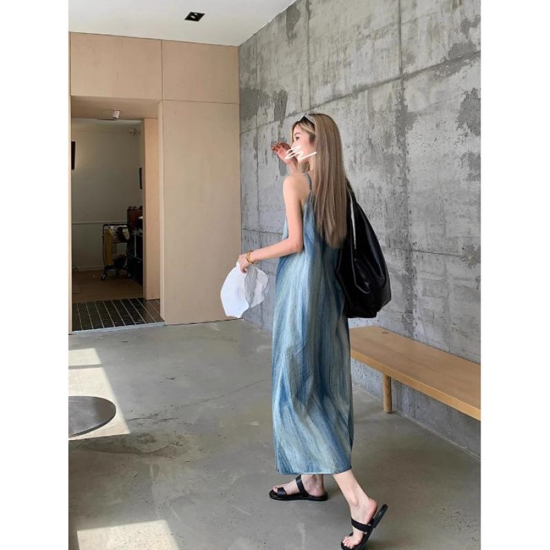 Летнее новое размытое джинсовое платье-сарафан женское летнее дизайнерское нишевое темпераментное тонкое прямое платье S