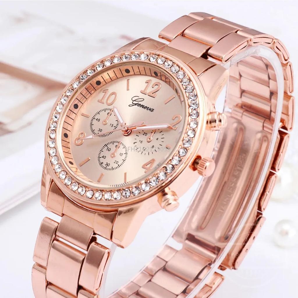 Luxury Quartz Watch Women Business Fashion Casual Round Rhinestone Rhinestone Silver Stainless Steel Strap Watch