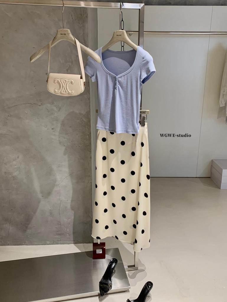 Women's Petite A-line High-Waisted Polka Dot Skirt - Spring/Summer Collection