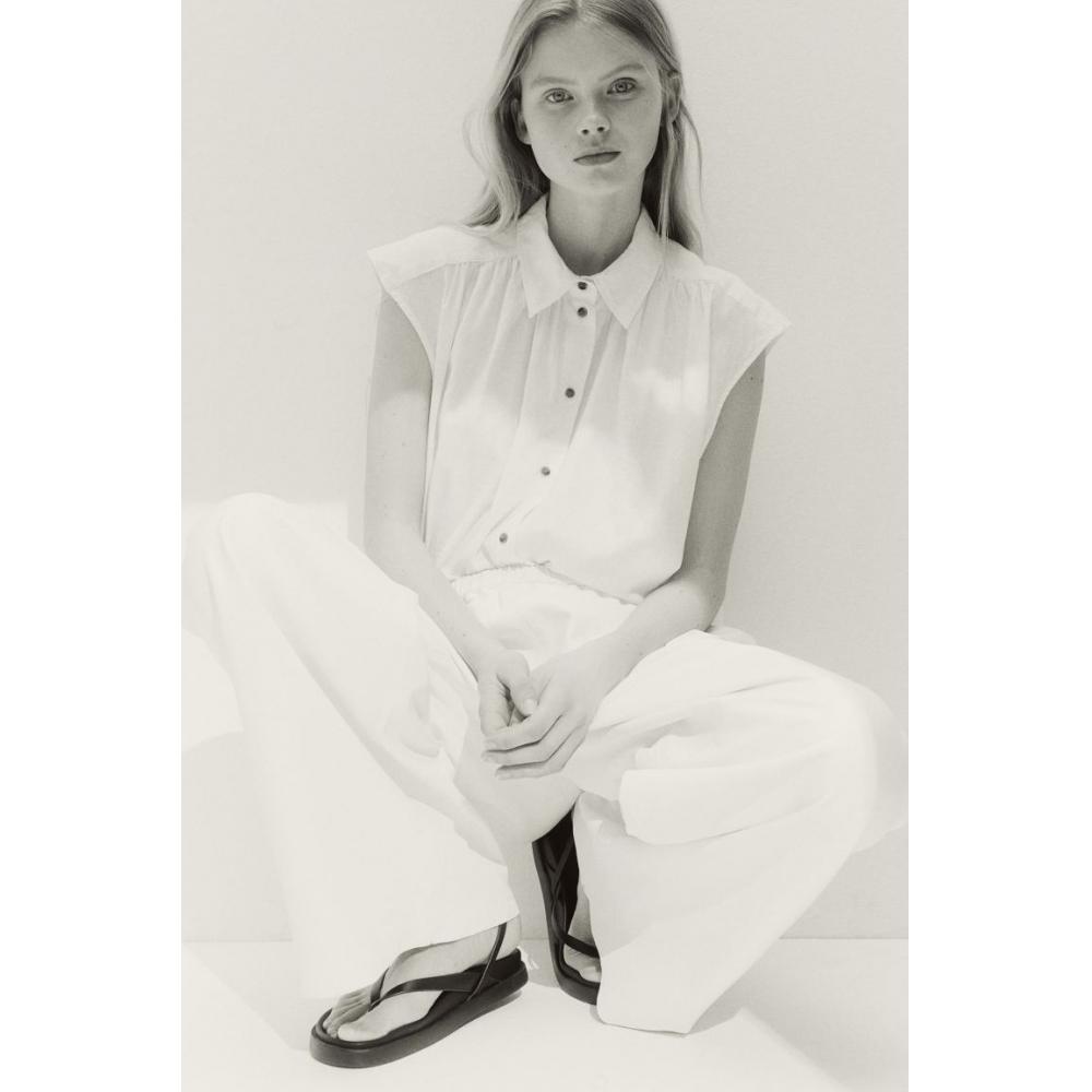 

Рубашка без рукавов из смесового льна HM белая