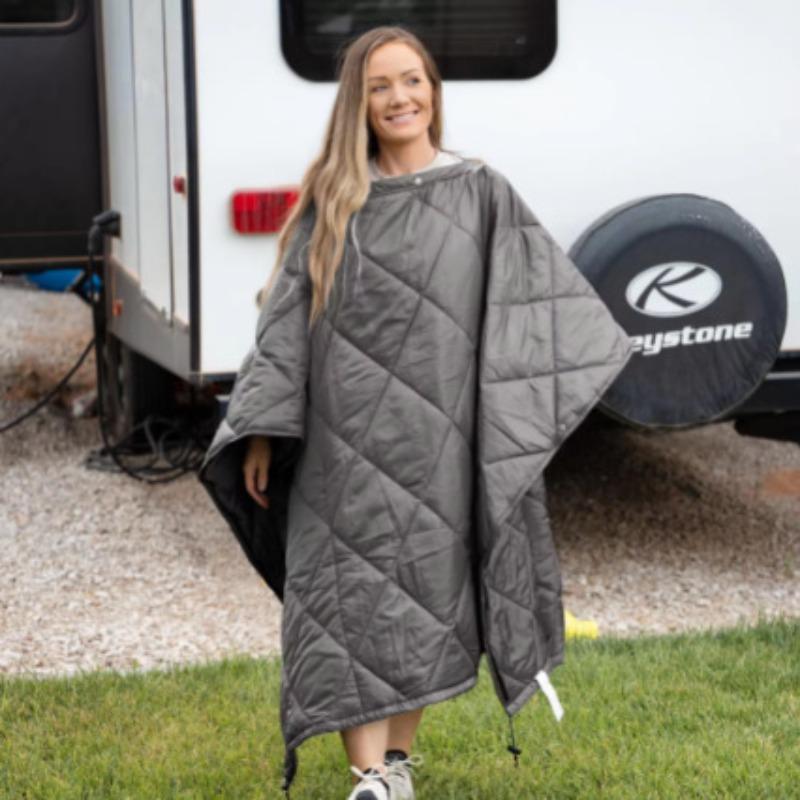 4-in-1 Multifunctional Quilted Blanket Waterproof Portable Sleeping Bag Wearable Shawl Camping Blanket