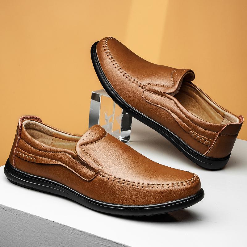 Fashion New Breathable Male Loafers Handmade Casual Leather Shoes for Men Walking Shoes Outdoor Slip On Footwear Handmade Business Flats