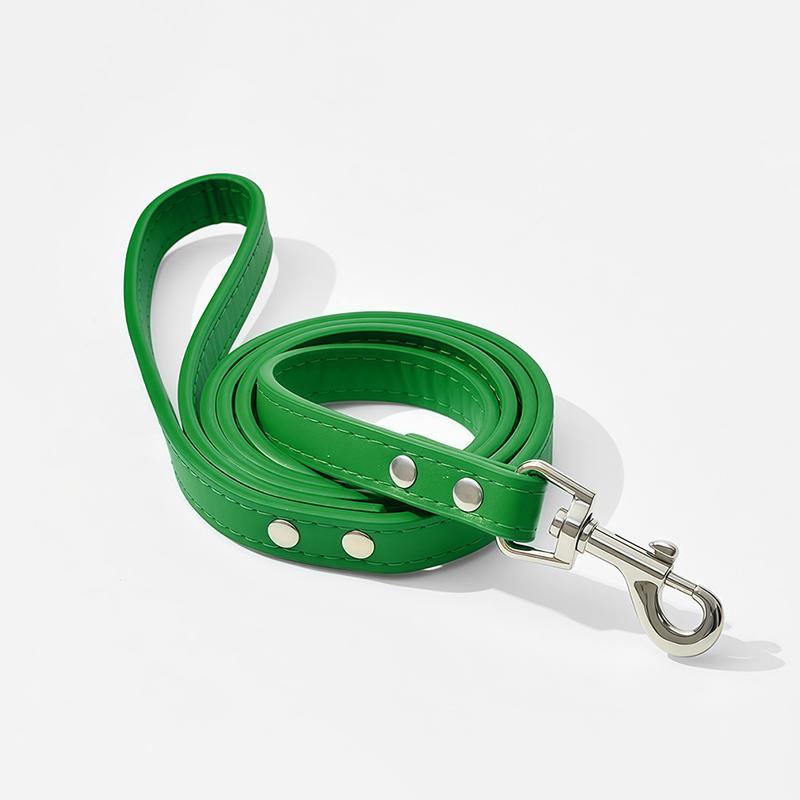 Colorful Soft Leather Pet Leashes with Alloy Buckle Fashional Skin-friendly Durable No-tangle Leash for Dogs Pets Accessories