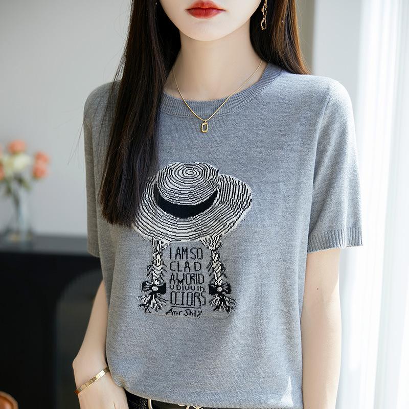 

This Summer Round-neck Printed, Lightweight and Breathable Short-sleeved Top Is A Casual and Versatile Base Layer M світло-сірого кольору