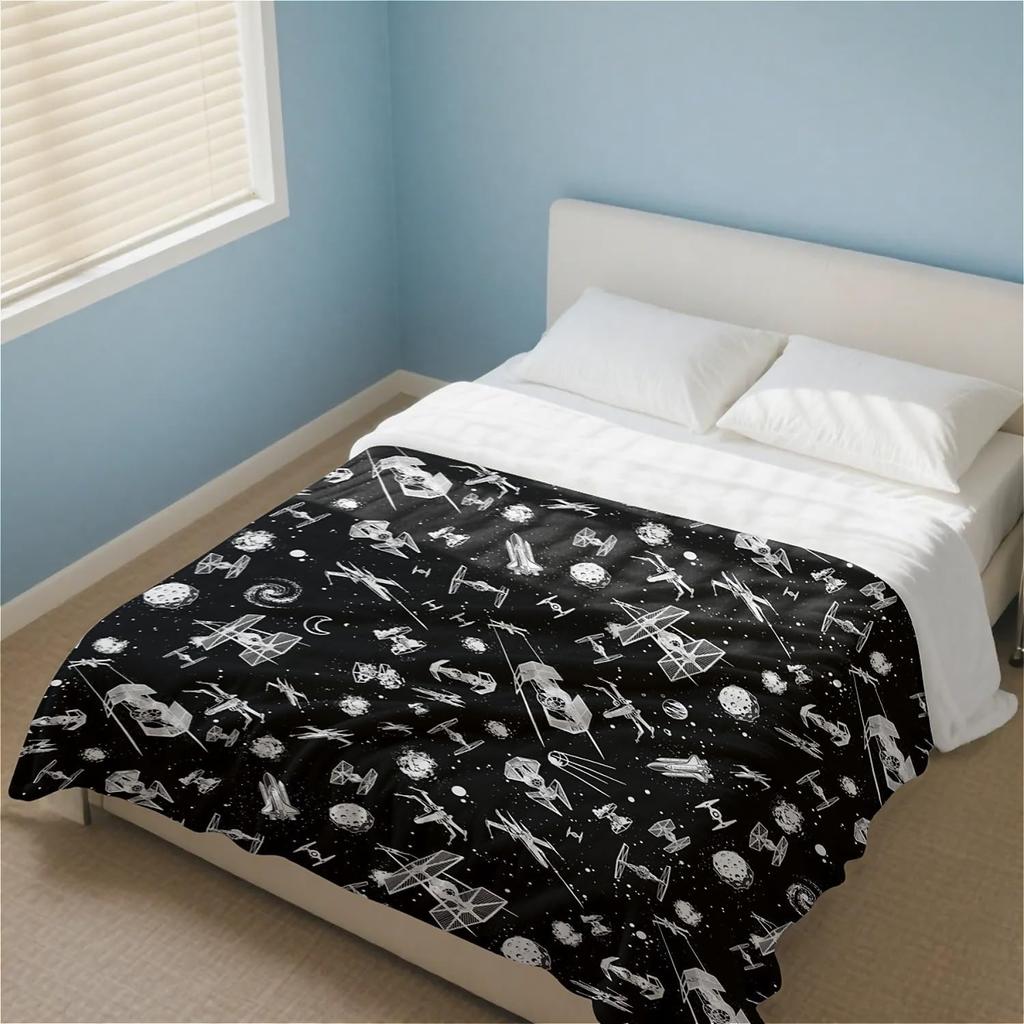 Black Spaceships Fleece Throw Blanket 40 x 50 inches for Couch Sofa Bed,Super Soft Cozy Plush Microfiber Flannel Blanket Lightweight for Women, Men