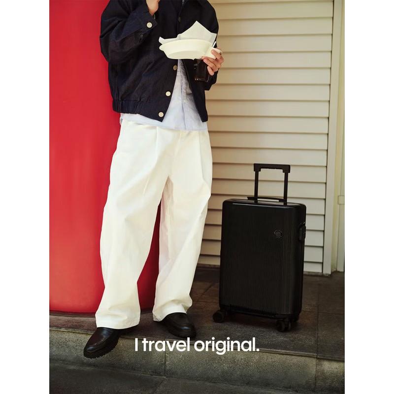 ITOPISTACHIO STRIPED Hardshell Spinner Luggage