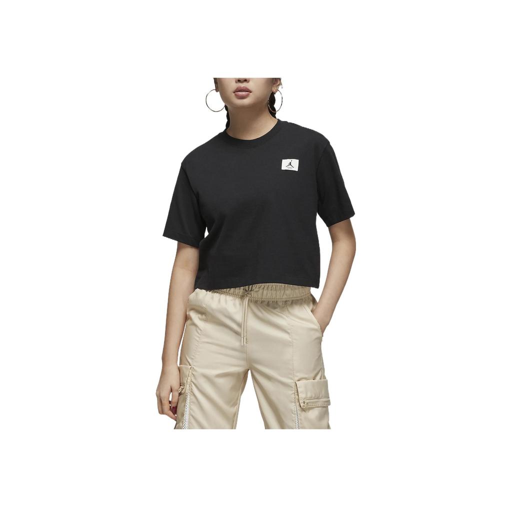 Jordan Essentials Boxy Logo Tee Women Tops Black DO5039-010