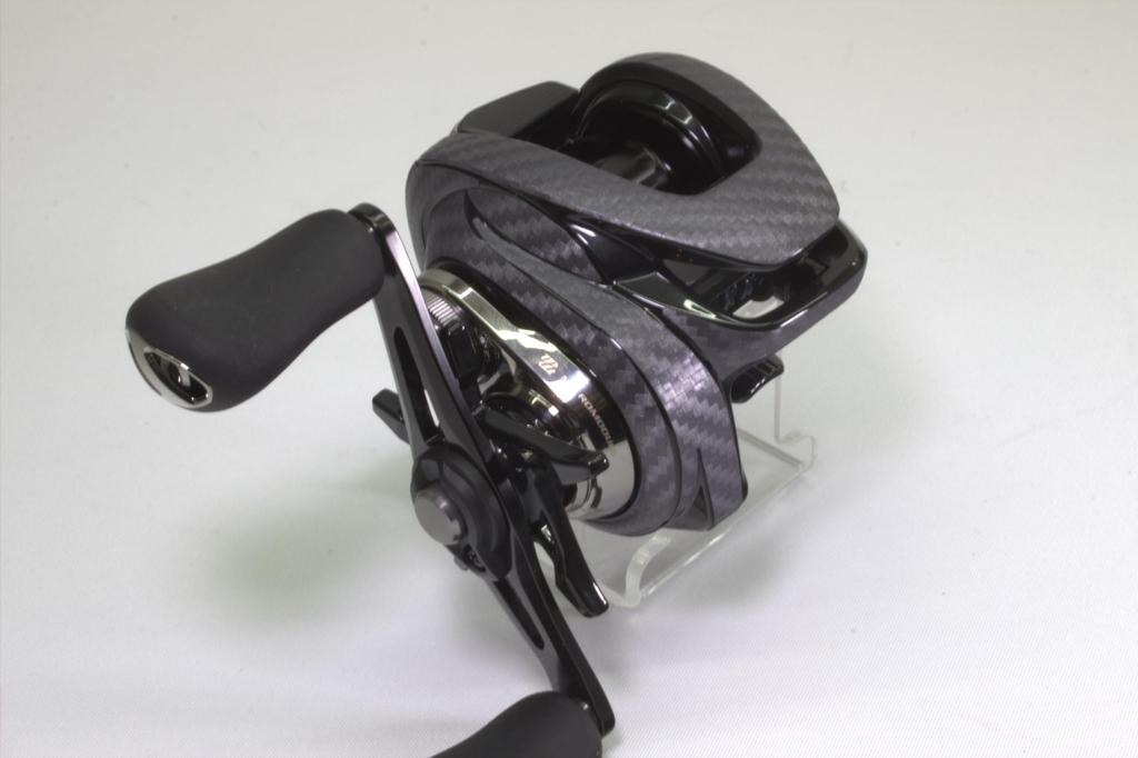 CUSTOM Custom Decal for YOROI 24 Metanium DC Baitcasting Scratch Protection SEAT.JP Reel, (Silver, Right-Handed)
