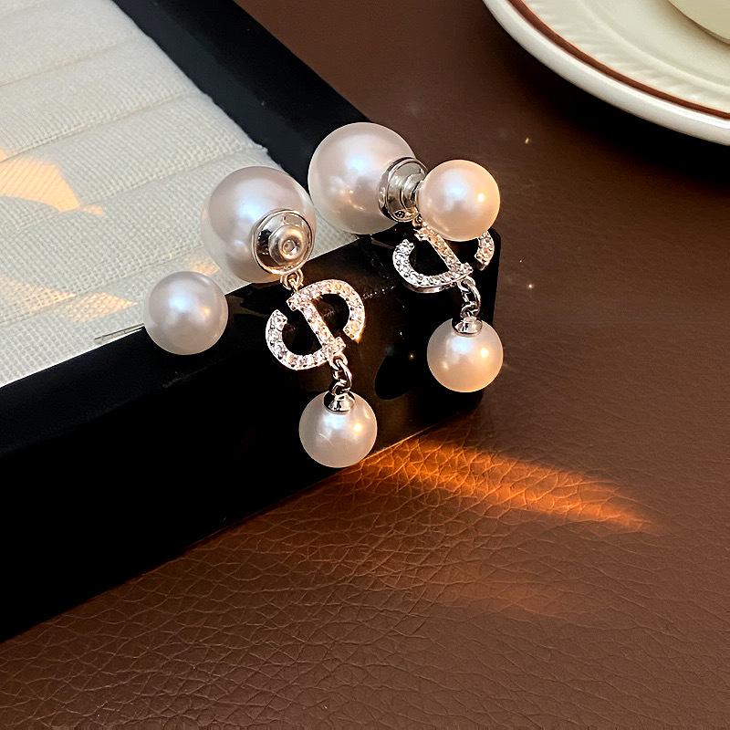 

Элегантные серьги-пусеты с жемчугом и кубическим цирконием: Универсальный двусторонний стиль для шикарного и модного образа