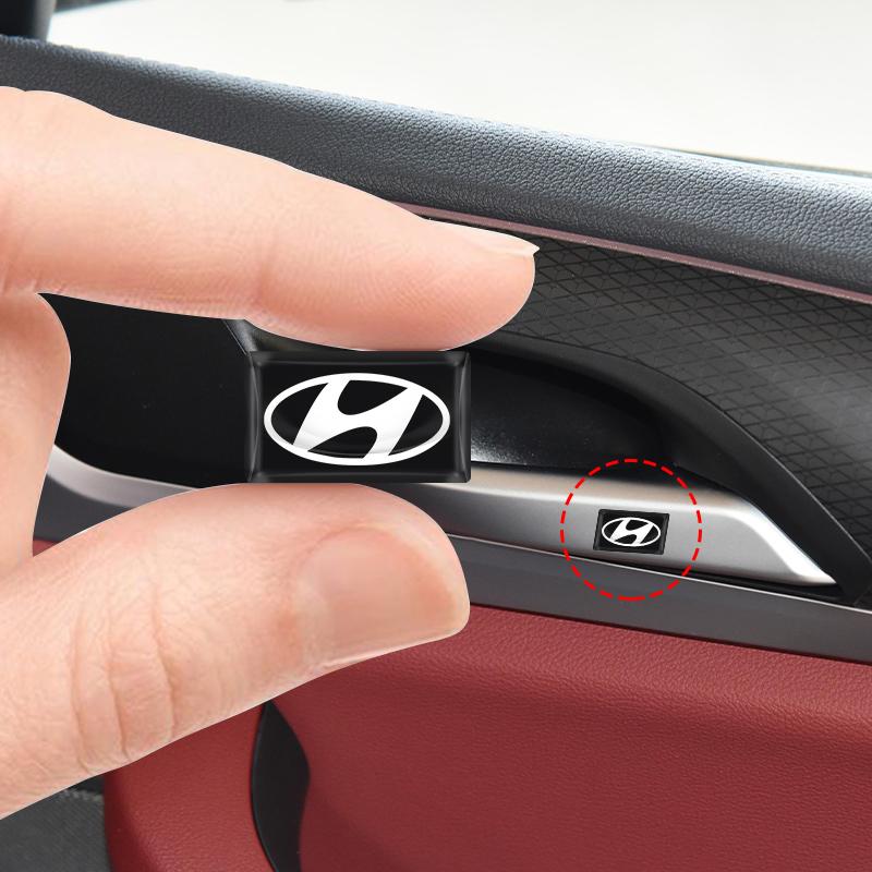 New Carbon Fiber Steering Wheel Car Logo Emblem 3D Stickers For Hyundai Fe Sonata Solaris Azera Creta I30 IX25 IX35