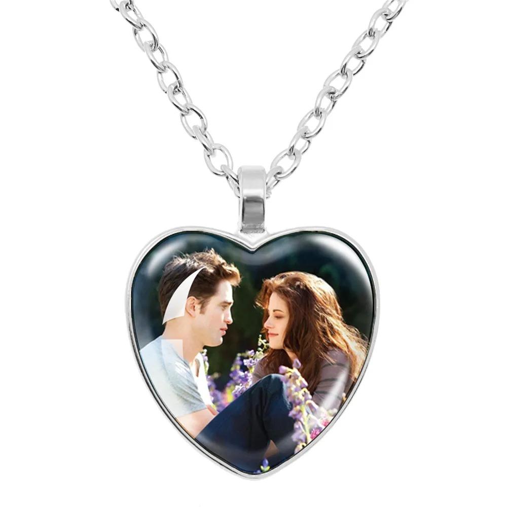 Twilight Movie Necklace Vampire Bella Edward Jacob Renesmee Character Glass Heart Pendant Necklace Men Women Jewelry Gift