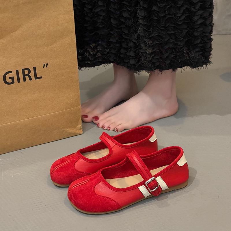 Women Flats Fashion Designer Split Hoof Toe Boat Shoes Retro Suede Casual Single Shoes Lady Mary Jane Shoes Ballet Flats Loafers