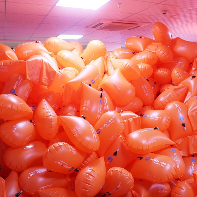 Inflatable Swimming Float Buoy With Storage Compartment Waterproof Dry Bag Adults Pool Beach Water Sports