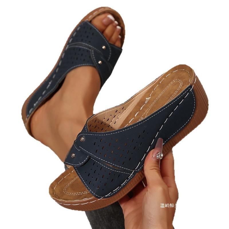 Hollowed-out Shoes with Cross-straps Thick-soled Slippers Women's Summer Wedge Heels Fish-mouth Stitched Beach Flip-flops