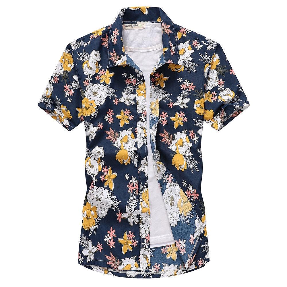 Stylish Men Holiday Short Sleeve T-shirt With Vibrant Hawaiian Floral Patterns