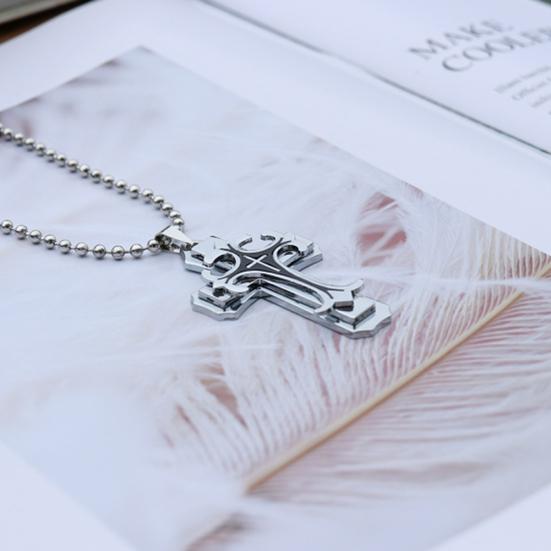 2Pcs Men Fashion Rhinestones Inlaid Jesus Cross Pendant Chain Necklace Gift