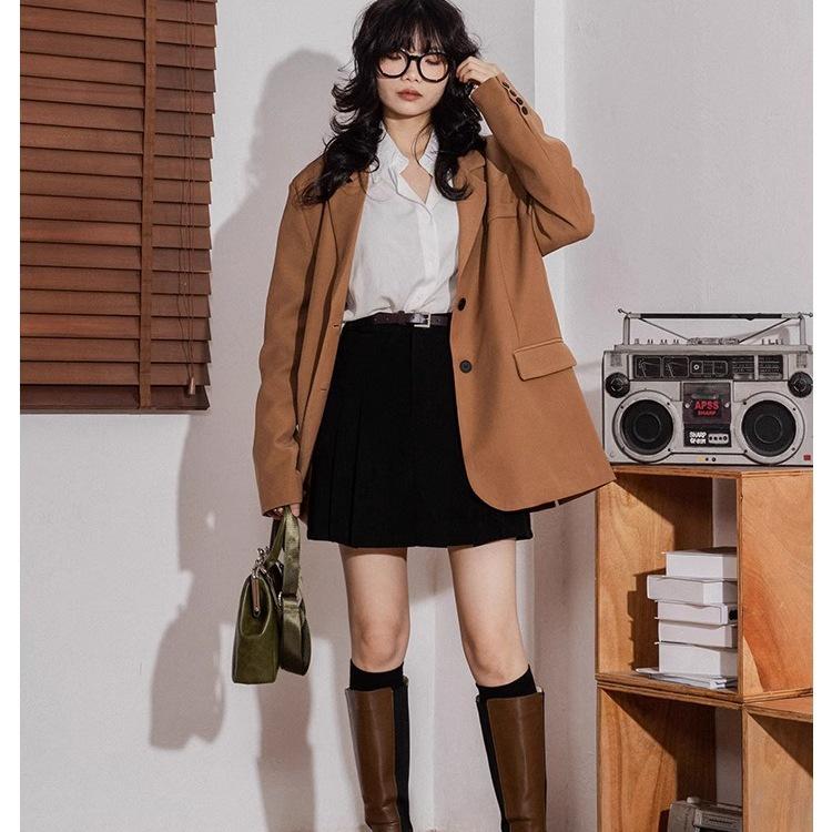 Women's Retro High-Waist Corduroy A-Line Skirt: Age-Reducing, Pleated, Simple, Versatile, Anti-Exposure Design for Autumn