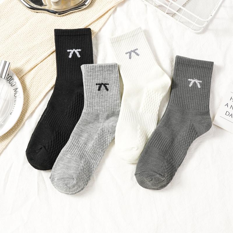 New Women's Spring and Autumn Embroidery Bow Mid-calf Socks Combed Cotton Women's Socks
