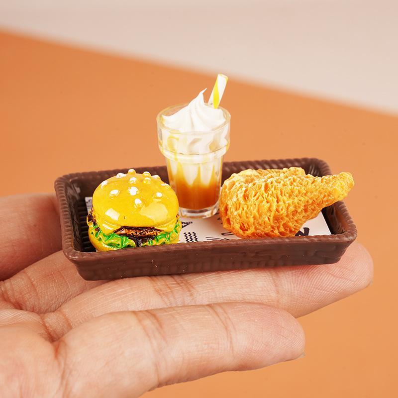 

Dollhouse Miniature Food Play Simulation Burger Fries Fried Chicken Family Bucket Set Model Ornament Doll House Ob1