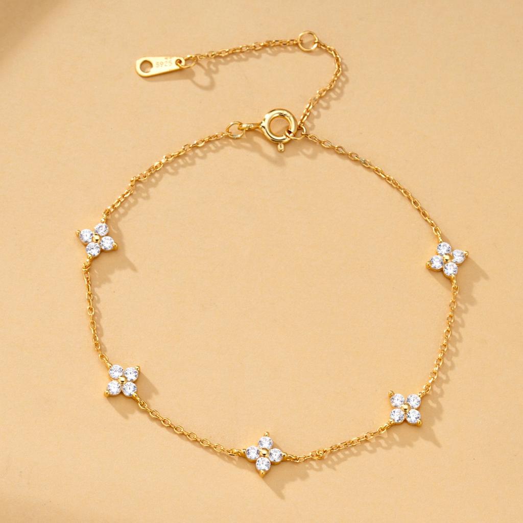 925 Silver Plated Cubic Zirconia Four Leaf Clover Bracelet for Women Adjustable Chain Jewelry 18k Gold Plated Fashion Accessory