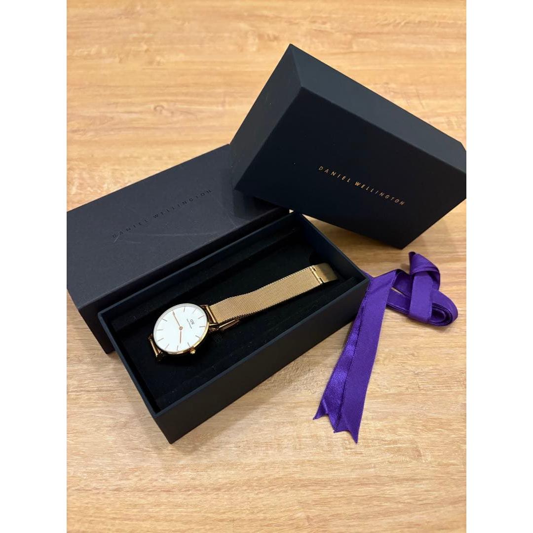 Used Daniel Wellington DW Classic Gold Watch