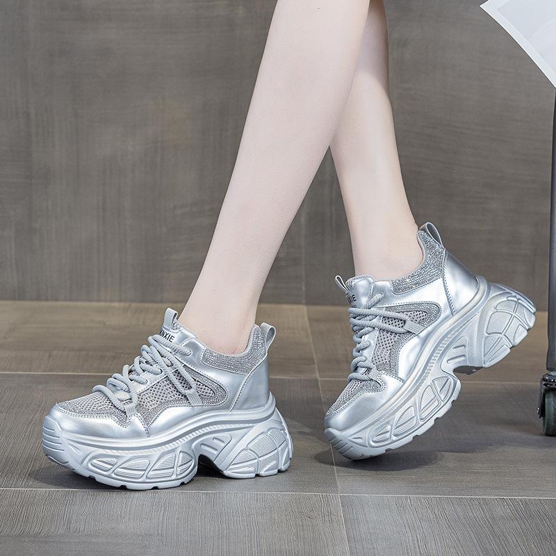 Spring and summer new lightweight breathable soft-soled dad shoes women's outdoor running shoes cool rhinestone sports and leisure shoes