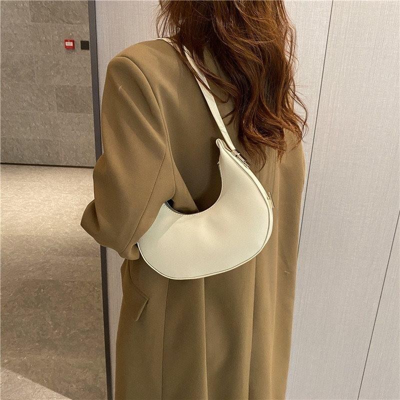 Vintage Retro Fashionable Shoulder Bag For Women Stylish Versatile Small Crossbody Purse