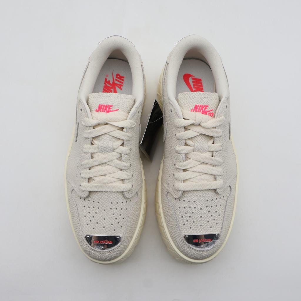 IR0835-110 Nike Air Jordan 1 Low Brooklyn Ivoly (Damen)
